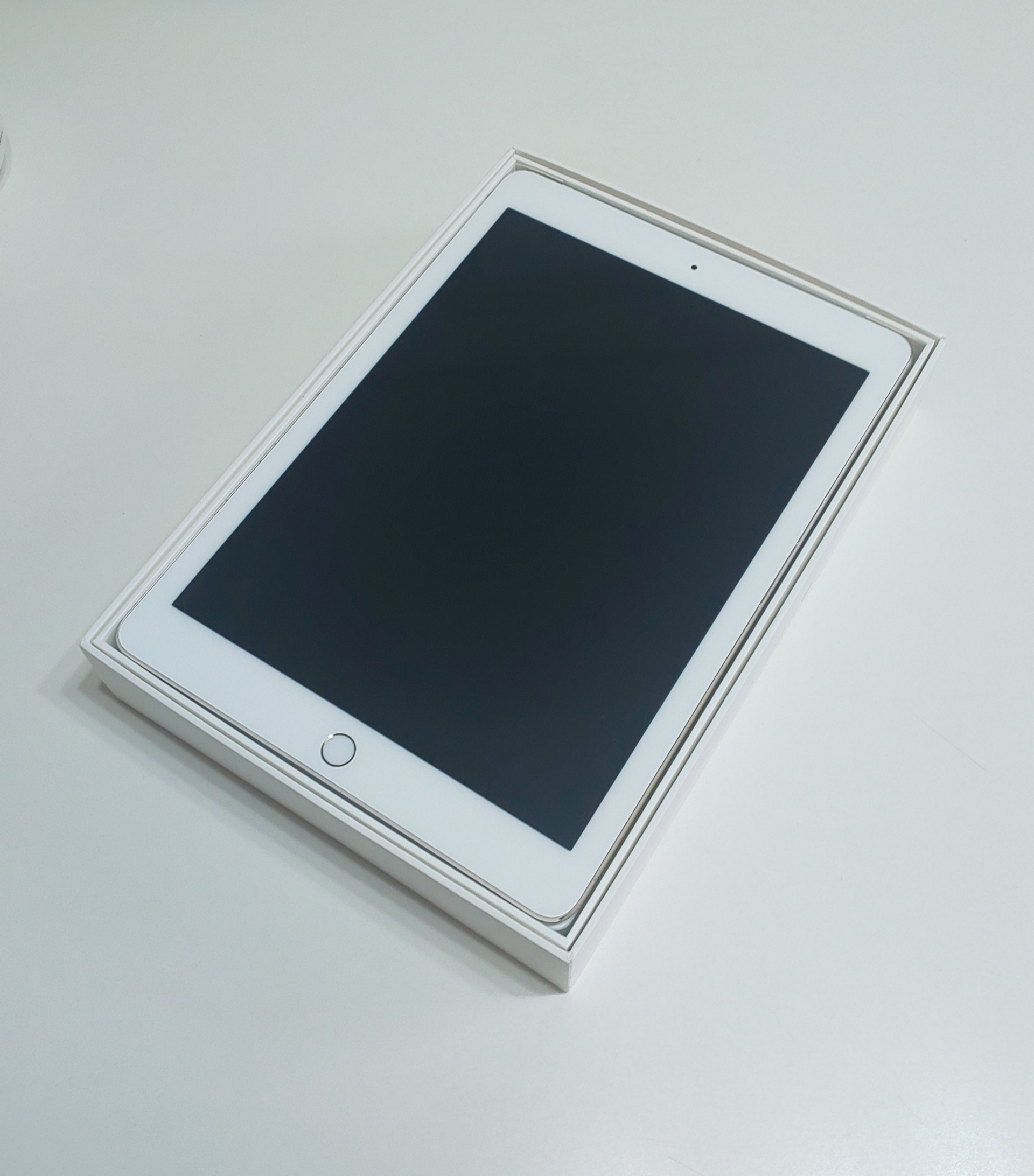 iPad Air2 64GB 中古(ランクC) | まるあ質店 愛媛県今治市の女性に優しい質屋